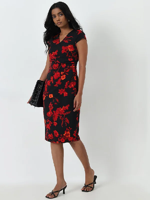 Wardrobe Black Floral Printed Straight Dress