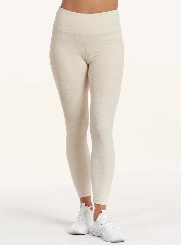 Thrive Société Women's Ripple 7/8 Leggings - Chalk Off White