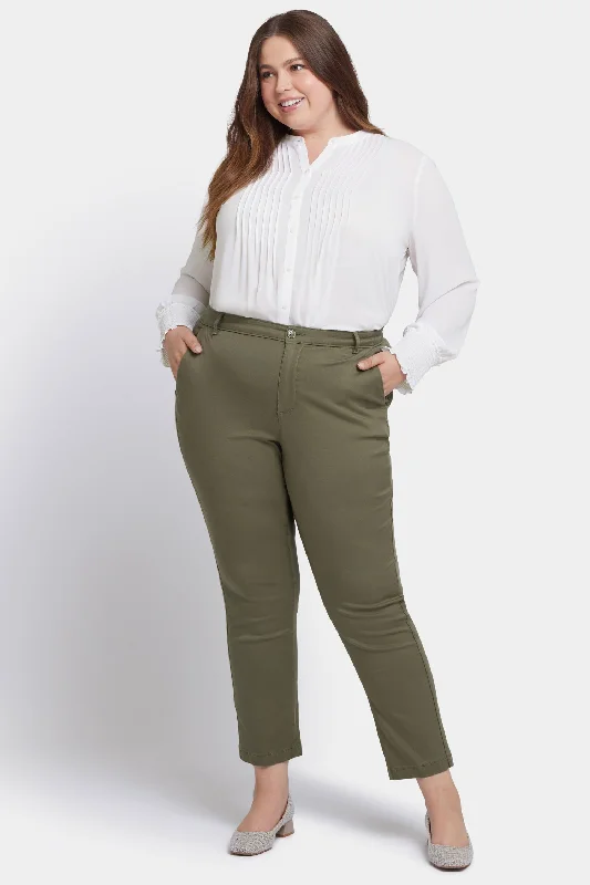 Sadie Slim Pants In Plus Size - Avocado